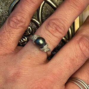 10k White Gold 9mm Grey Tahitian Pearl and Diamond Ring